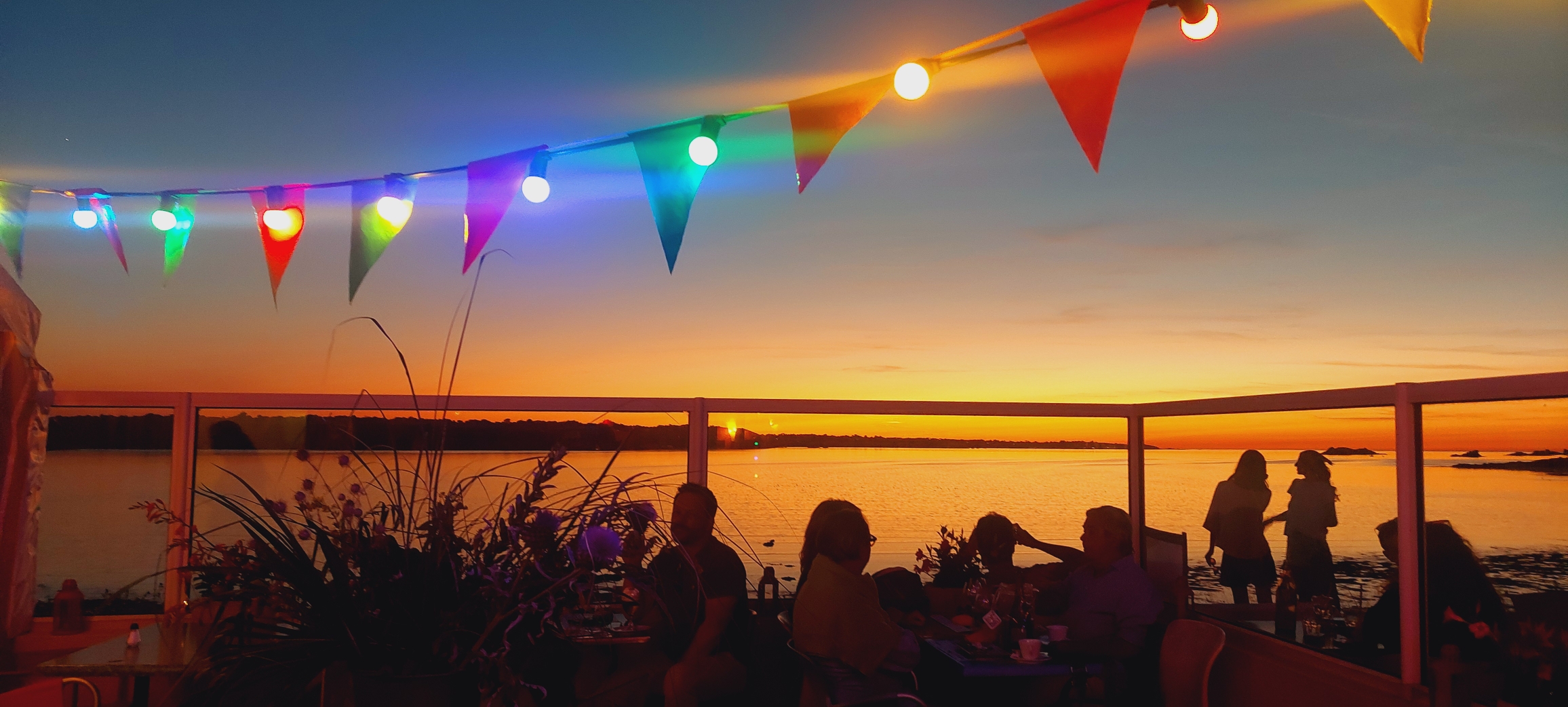 Ouverture lundi soir 13 juillet et mardi 14 juillet